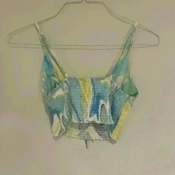 L.A. Hearts Green and Blue Thin Strap Crop Top Size Small Like New - Picture 2 of 2